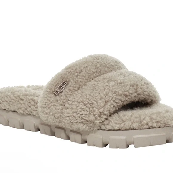 UGG Women's Cozy Tan Slippers - Picture 1 of 8